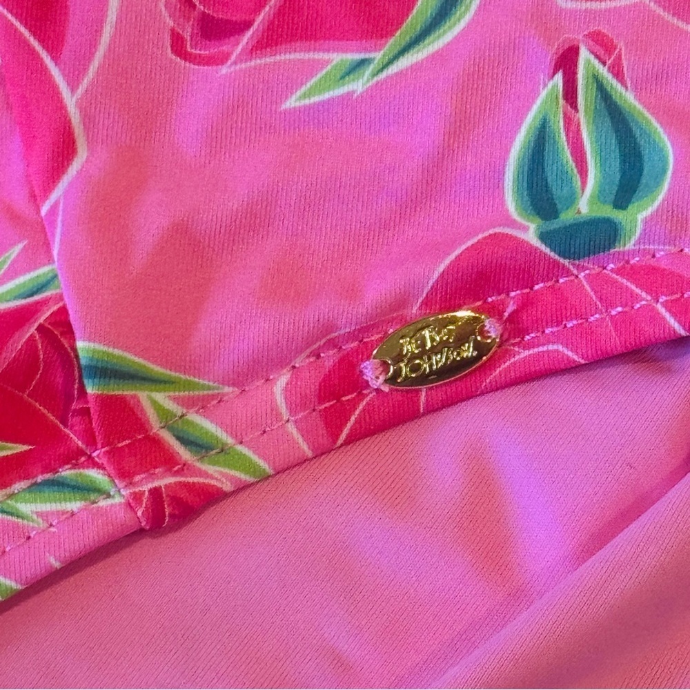 Betsey Johnson Scuba Knit Half Zip
Long Sleeve One-Piece Swimsuit Size Large NWT - Picture 10 of 10